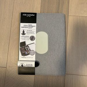 Wireless charging padfolio